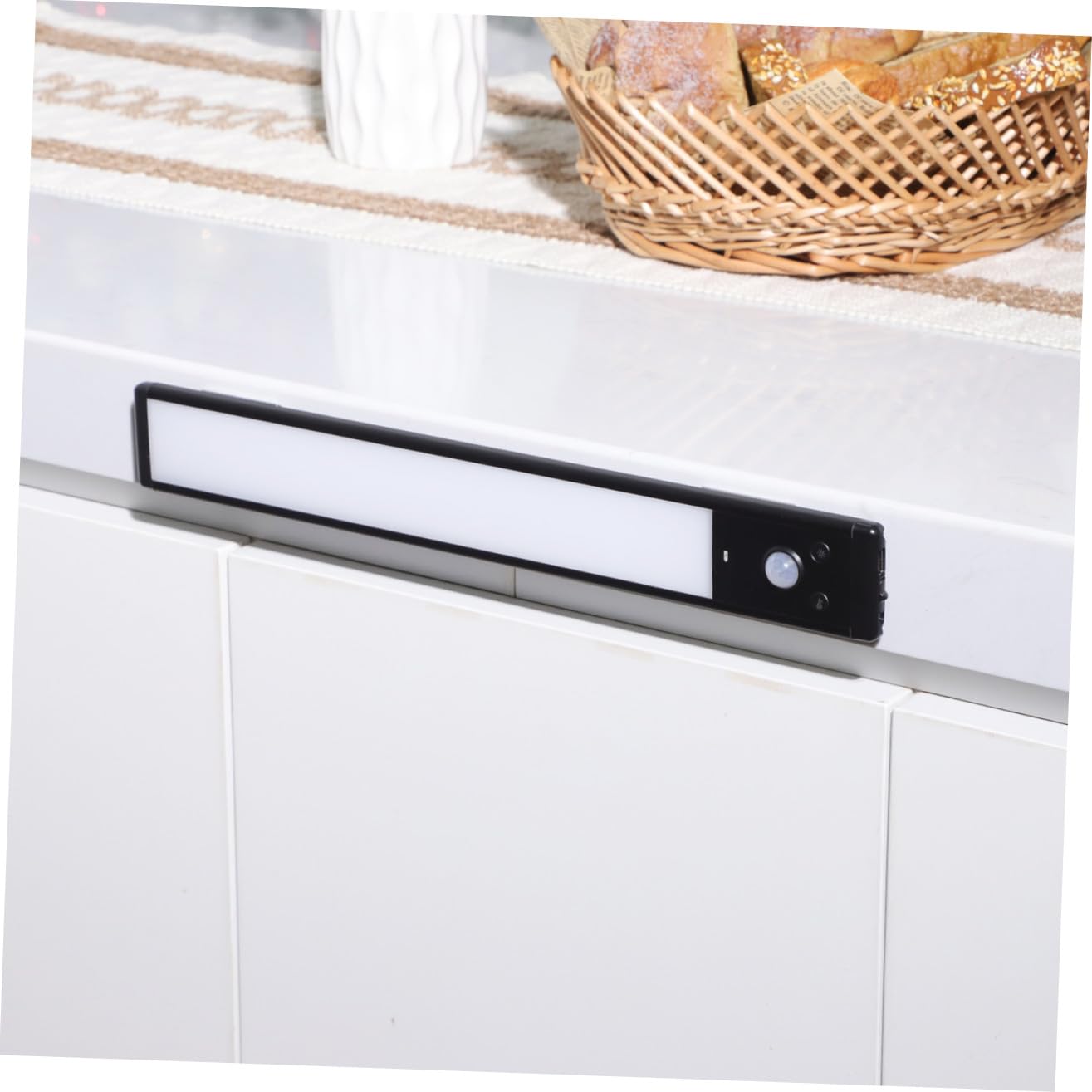 DOITOOL 4piezas Tiras De Luz Led Para Cocina Luces Bajo Encimera Sensor Movimiento Iluminación Inteligente Para Armarios