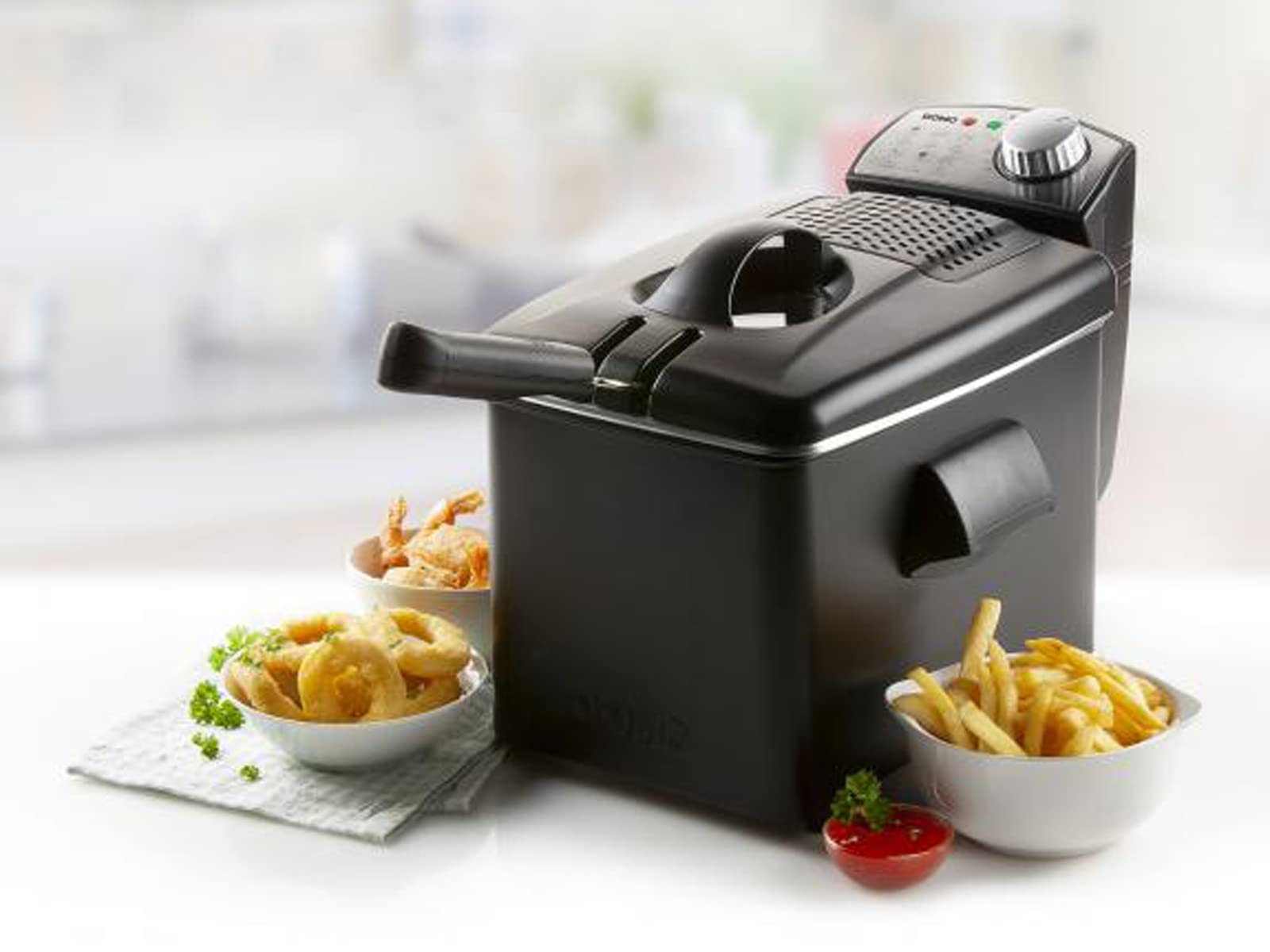 Große Kaltzonen Fritteuse Edelstahl in Schwarz, Sichtdeckel & Filter 3200Watt 4,5Ltr.