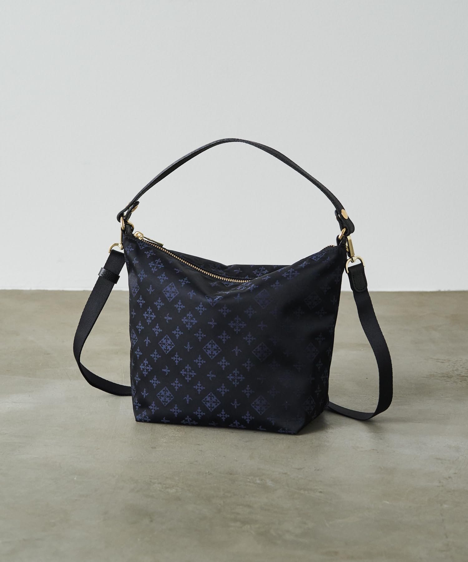 ラシット 名品 2WAYショルダーバッグ ブラック　ネイビー WEB限定　肩掛け ラシット(russet) 2way ショルダーバッグ | 通販・人気