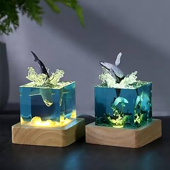 Amazon.co.jp: 透明感のある置物 海洋芸術樹脂のシャチが水