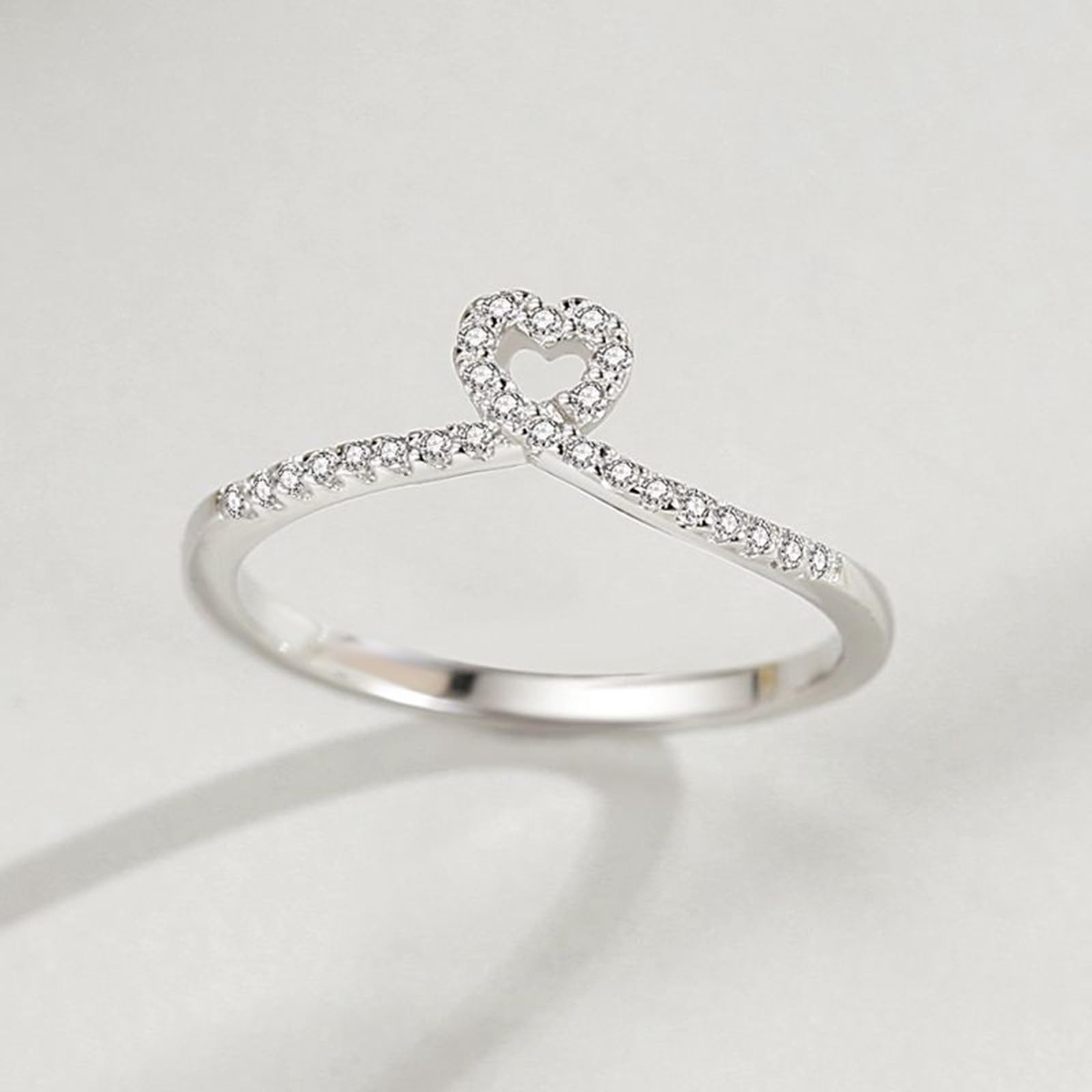 Bague Femme Or 9K/14K/18K, Anneau Empilable Couronne Cœur Pavé de Diamant, Bague Fine Or Blanc Personnalisée