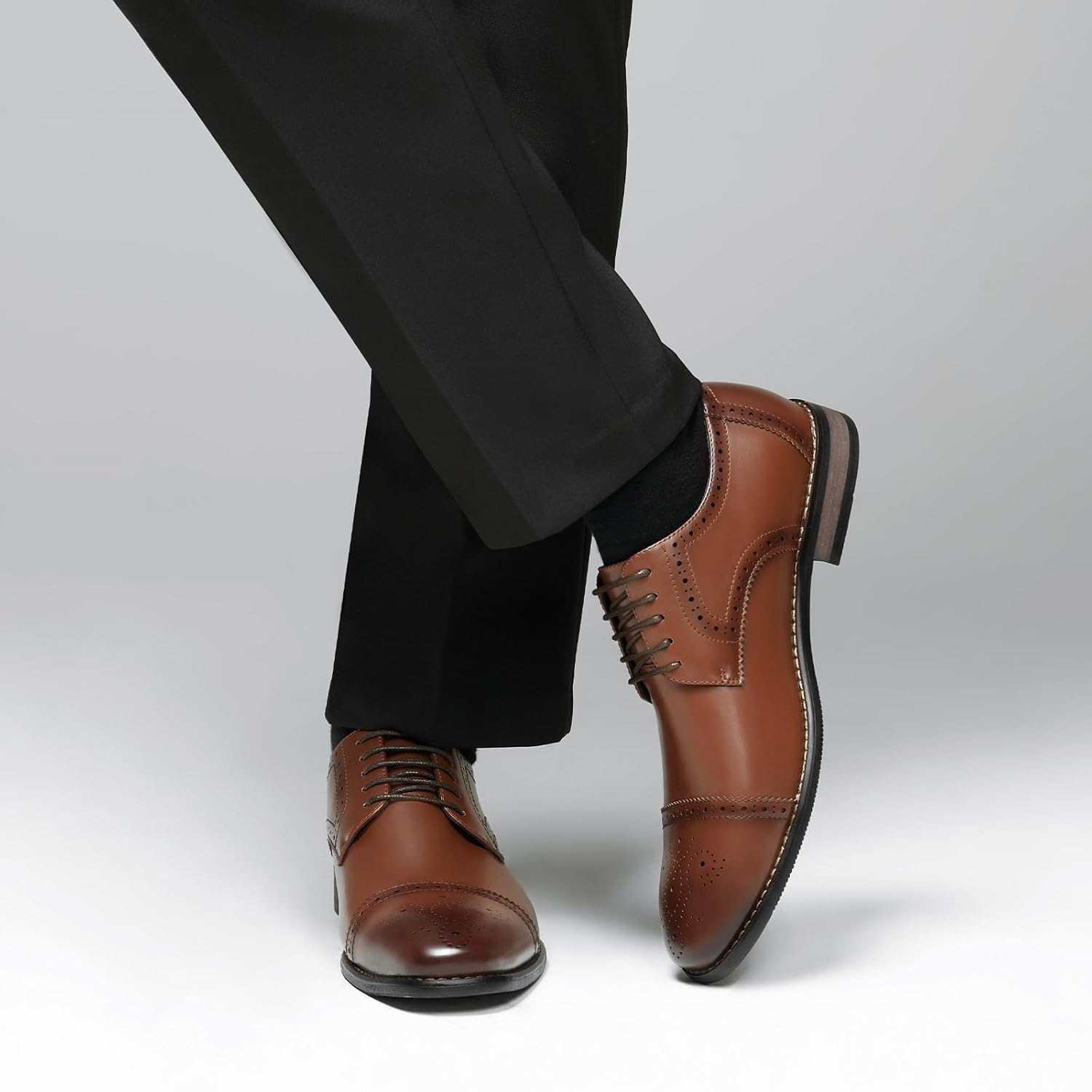 HEEZ Sapatos sociais masculinos, bico clássico Oxford para homens antiderrapantes, sapatos Derby confortáveis com cadarço para trabalho formal de negócios, casamento,… em promoção! Veja a oferta e mais achadinhos de Sapatos 8 Hoje é o melhor dia para comprar HEEZ Sapatos sociais masculinos, bico clássico Oxford para homens antiderrapantes, sapatos Derby confortáveis com cadarço para trabalho formal de negócios, casamento,… com aquele preço maroto! Promoção! Aproveite a oferta! 8