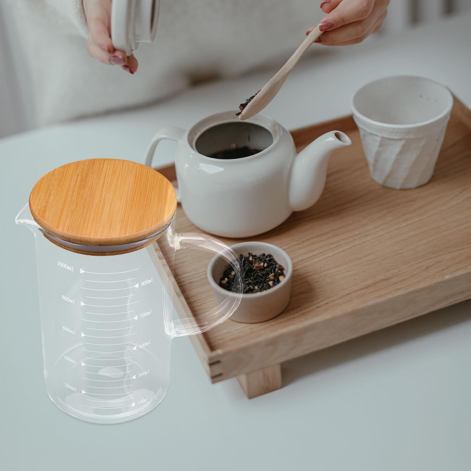 Bicchiere Graduato Vetro con e da Misurino per Bevande Versatile per Tè Freddo e Vino Design per