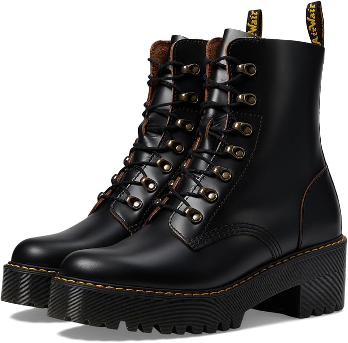 Женские ботинки Dr. Martens Leona на 7 пар люверсов, цвет: Чёрный — фото 1