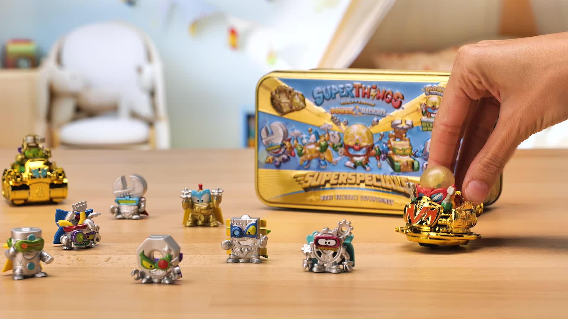 SUPERTHINGS RIVALS OF KABOOM Lata Gold Serie Power Machines-el