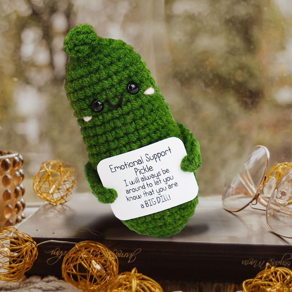 LATRAT Pocket Hug Positive Ziemniak, Creative Knitted Wool Potato Doll, prezent motywacyjny dla przyjaciół, na imprezę, jako zachęta, zielony ogórek sałatkowy