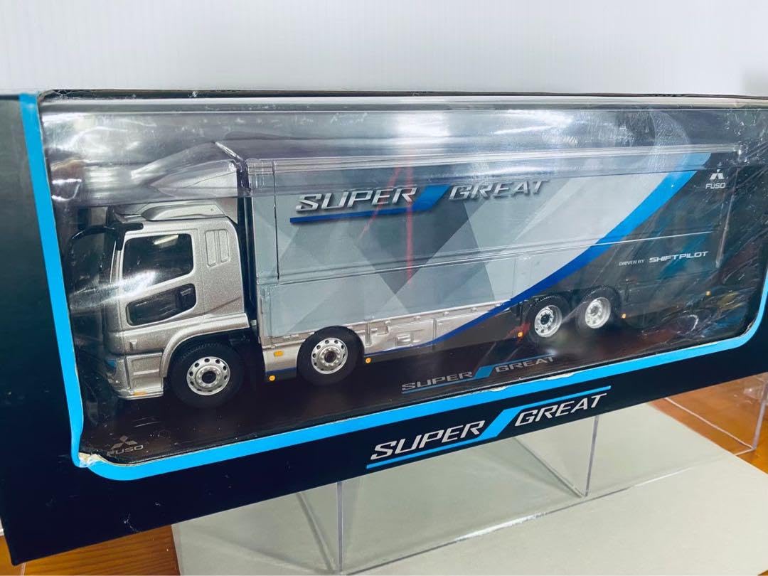 1/43 三菱ふそう 新型 スーパーグレート 低床4軸 非売品