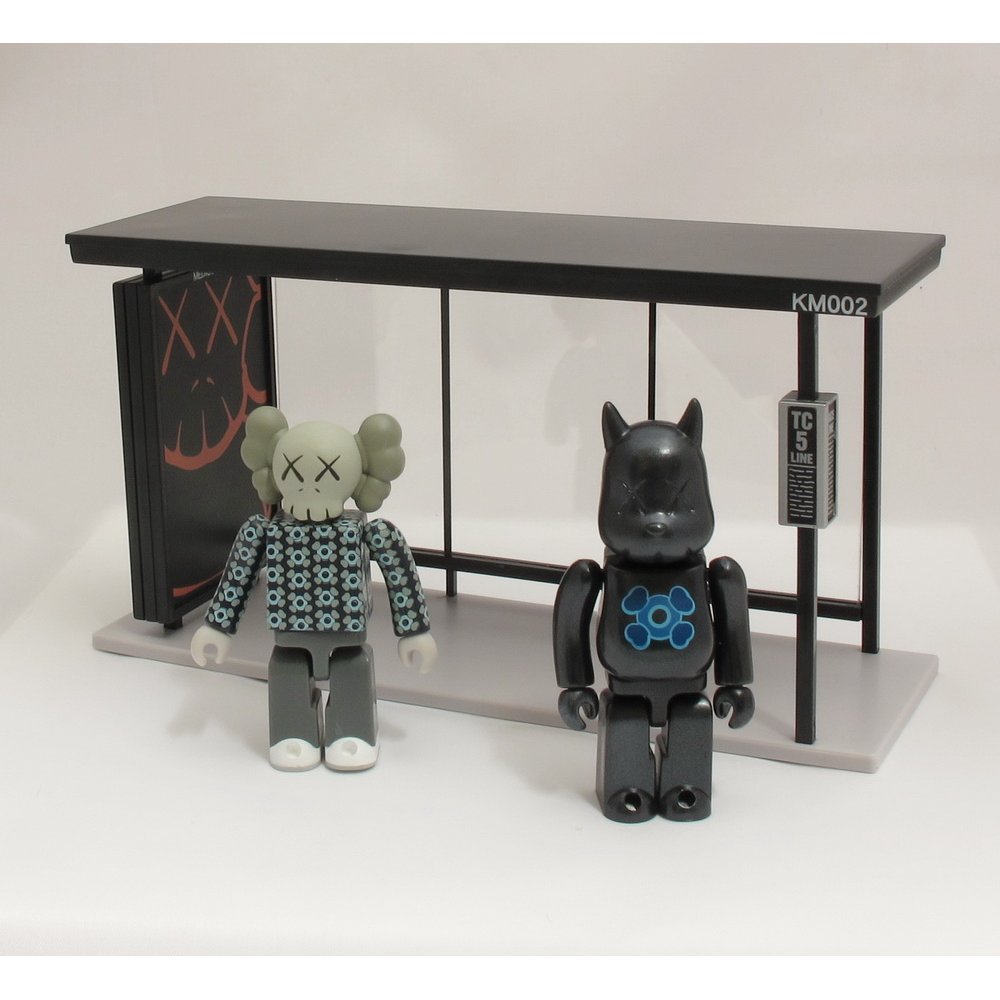 KAWS KUBRICK フィギュアセット Amazon.co.jp: KUBRICK KAWS-KUBRICK : おもちゃ