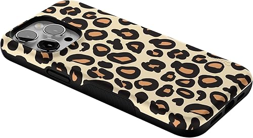 Vista 787 de Casely Funda para iPhone 15 Pro Jardín Secreto Flores mixtas Funda atrevida Compatible con MagSafe y botón de acción Jardín Secreto Floral