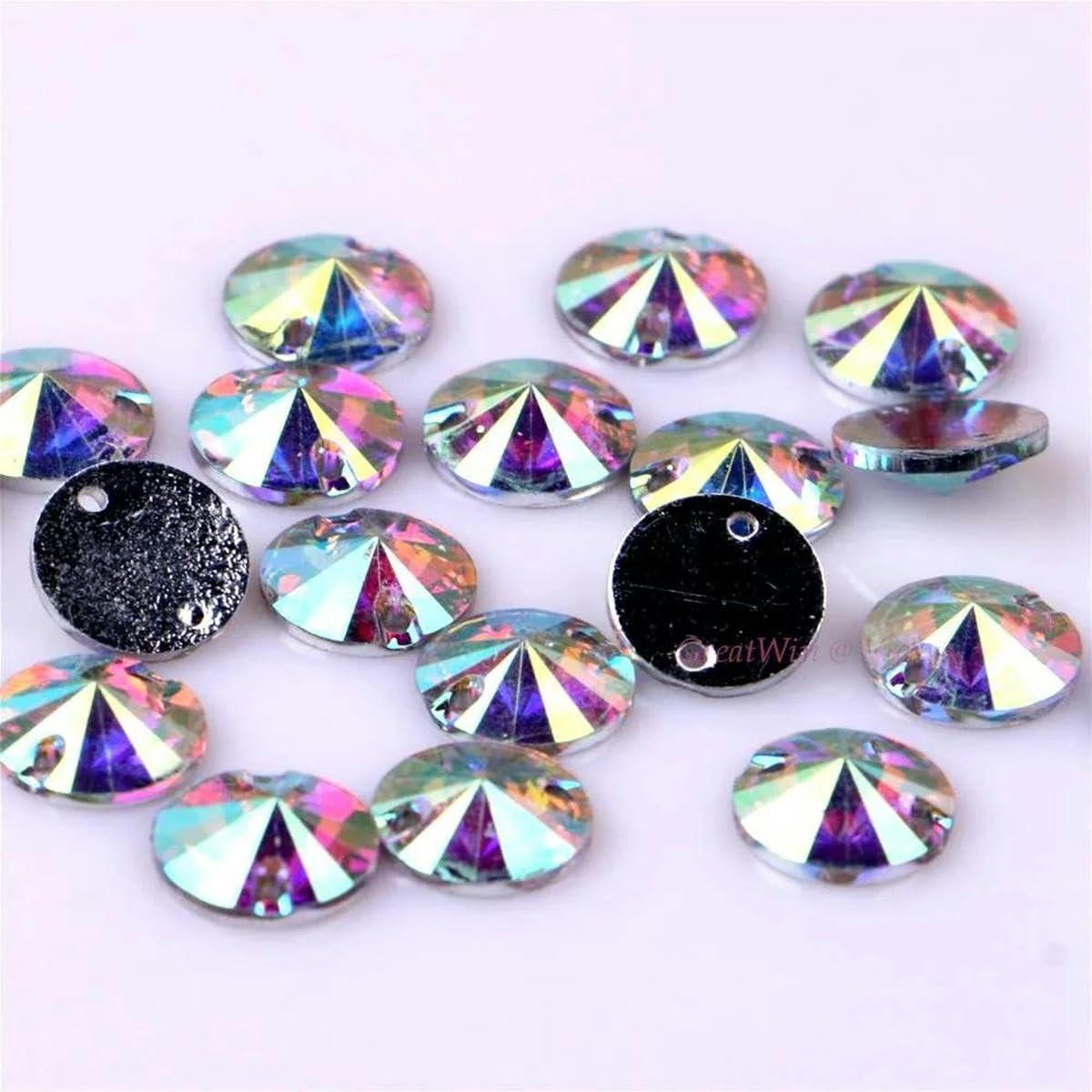10 mm bis 22 mm Strasssteine zum Aufnähen aus Kunstharz, runde Form, AB-Farbe, flache Rückseite, Strasssteine mit 2 Löchern für Kleidung, Kleider, Kleidungsstücke, 16 mm, 20 Stück, 10 Packungen