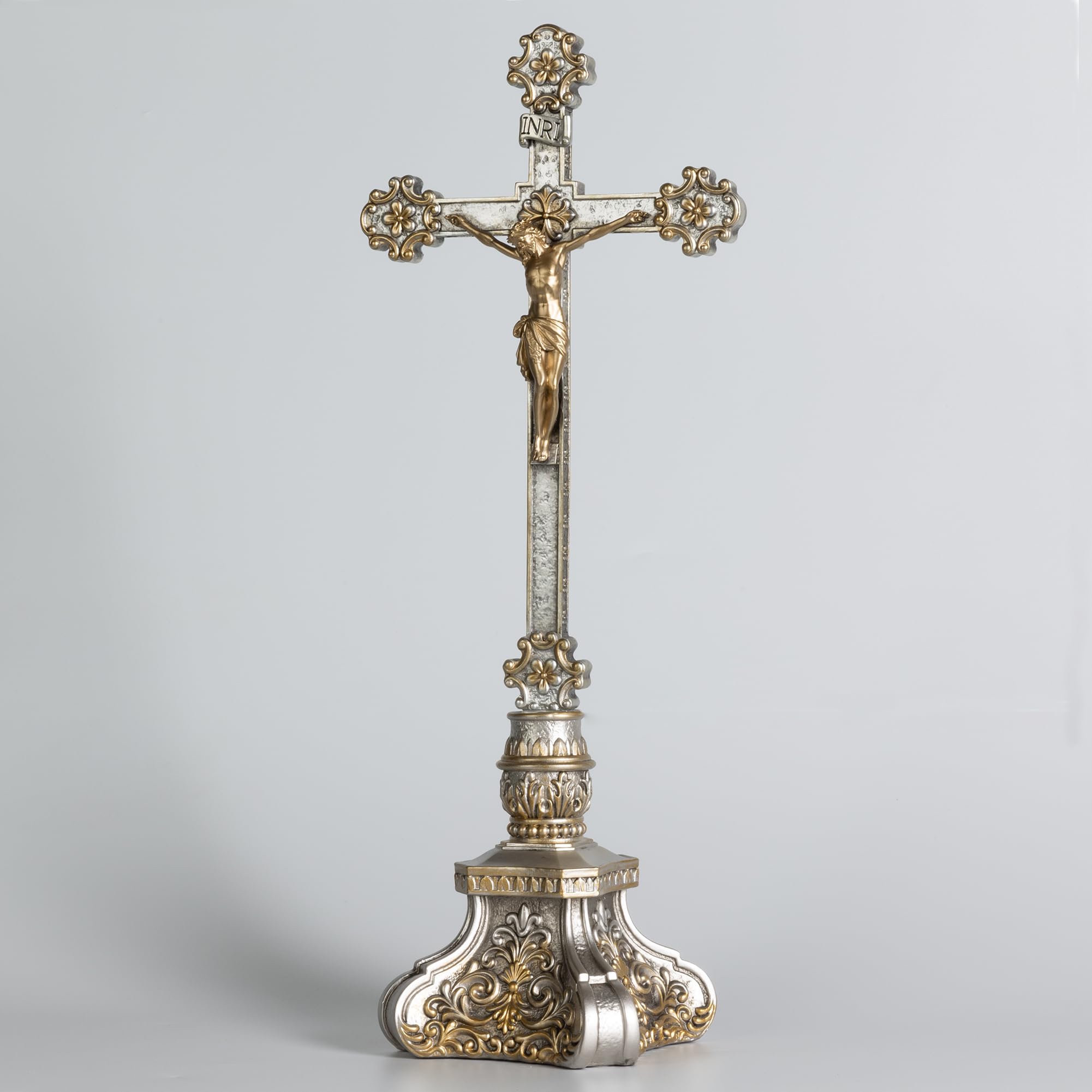 Grace4Joy Kruzifix-Ständer, 45,7 cm, stehendes Kruzifix, katholischer Tisch-Altar-Dekor, handbemaltes Jesuskreuz mit kunstvollem Sockel, antikes Heimdekor