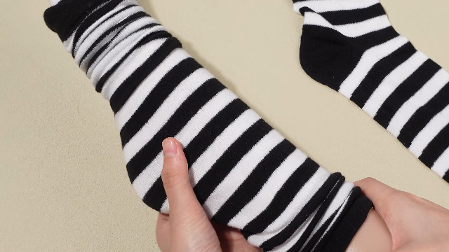 Thigh High Socks Warm Long Socks on Amazon Live