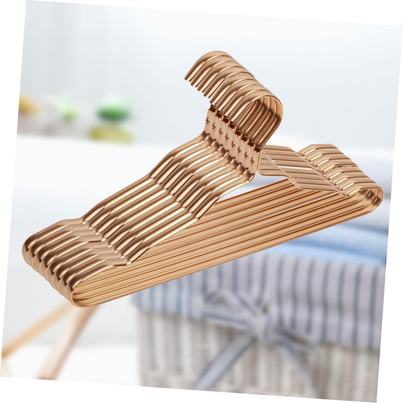 10pcs Aluminum Alloy Non-Slip Clothing Hangers for Adults and Portable Bright Gold Coat Rack for Closet Organization Space-Saving Design for Household and Laundry Use
