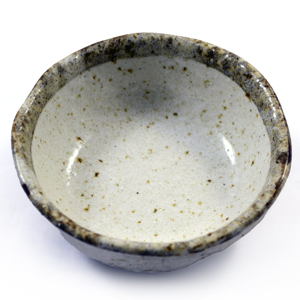 Zen Minded Japanese Small Ceramic Dish for Sauces, Sushi, Appetisers and Starters - Beige Glazed Stoneware - 8cm