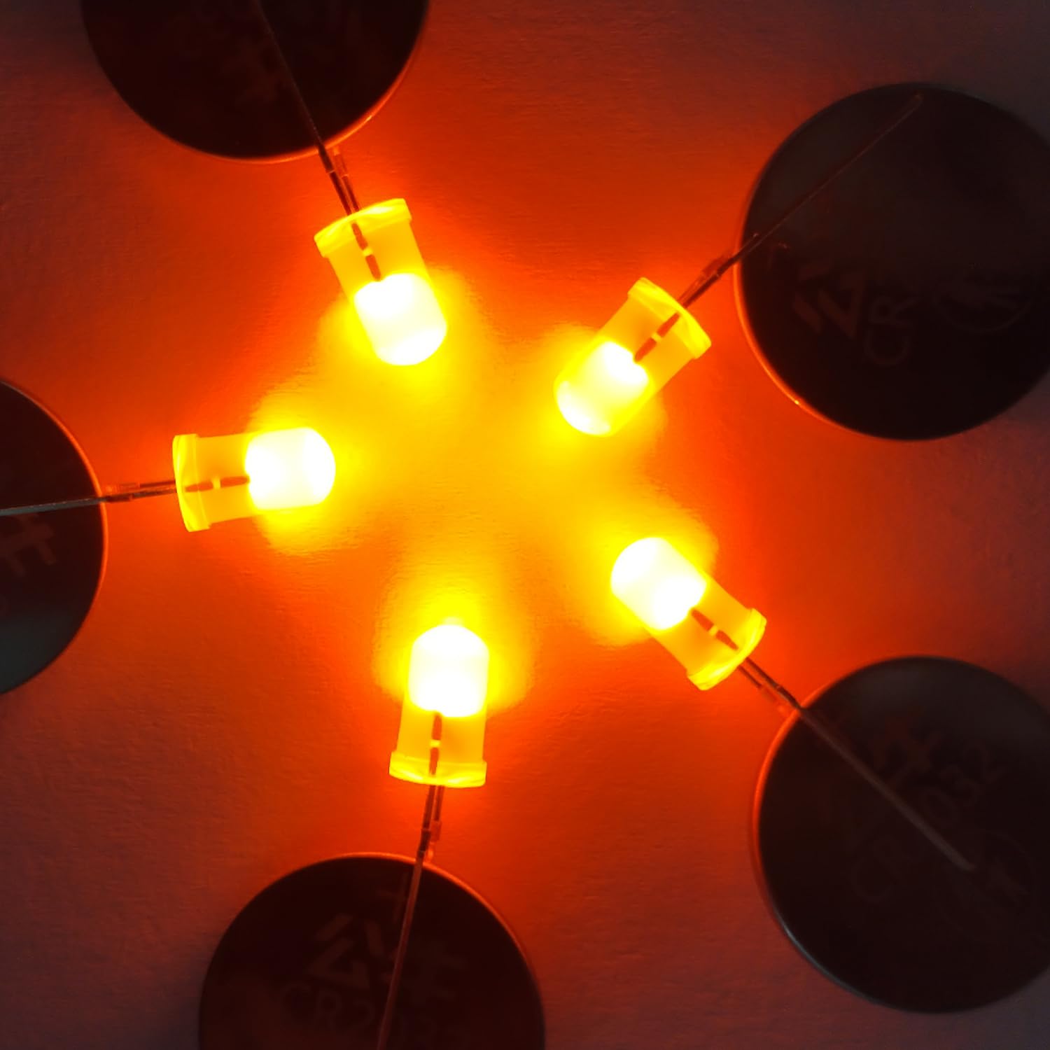 Lot De 1000 LEDs 5mm Blanches - 3-3.4V - Composants électroniques (Neuf)