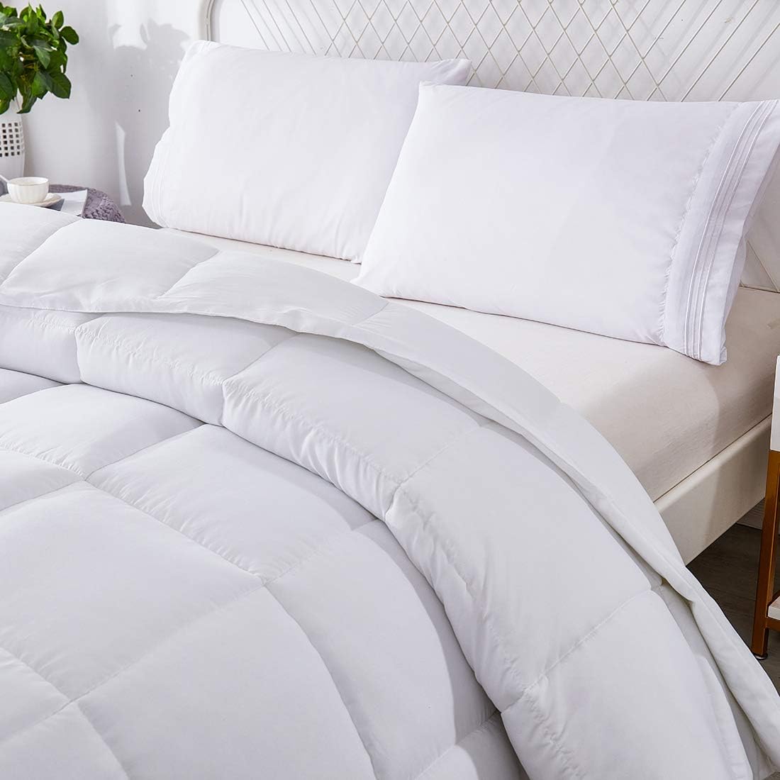 Frabo All Season Down Alternative Comforter King Size - Quilted Comforter Reversible Duvet Insert with Plush Microfiber Filler Soft & Lightweight 90x104 inches (White, King)