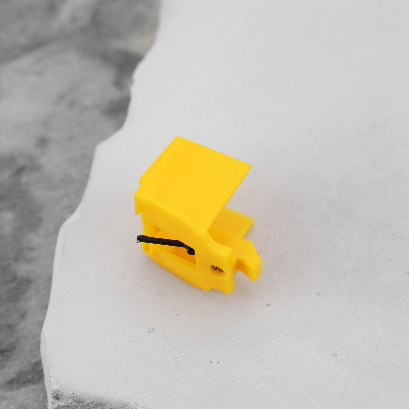 Aguja para Tocadiscos Compatible con Kenwood P24 P25 P26 P38 P58 N74 N76 N77 N78KD29R Color Amarillo