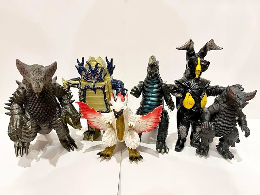 Amazon.co.jp: Ultra Kaiju Sofubi, Set of 6, Gomorrah Zetton