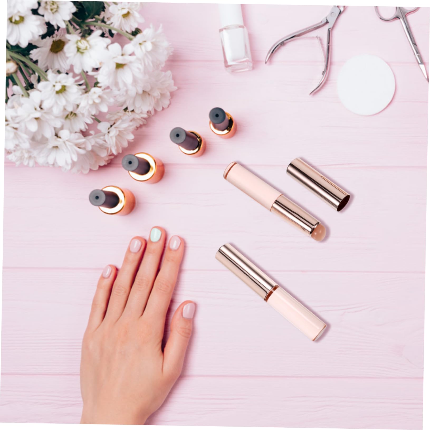 VICASKY 2Pcs Nail Art Applicator Brush Soft Tips for Seamless Application for Manicure Art Designs Versatile Applicators for Beginners Professionals