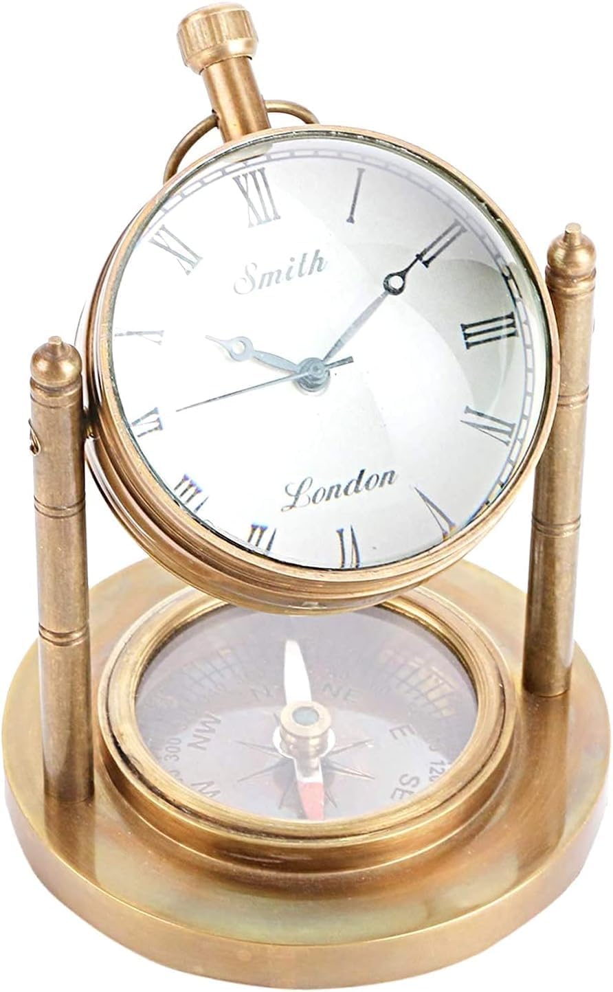 Reloj de latón vintage soluciona decoración aburrida de mesa