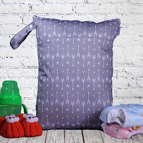 Image of Chic Buddy Waterproof Wet Bag, Washable, Reusable for Travel, Beach, Pool, Stroller, Diapers, Dirty Gym Clothes, Wet Swimsuits, Toiletries (Chevron, Wet Bag /Dry Bag)