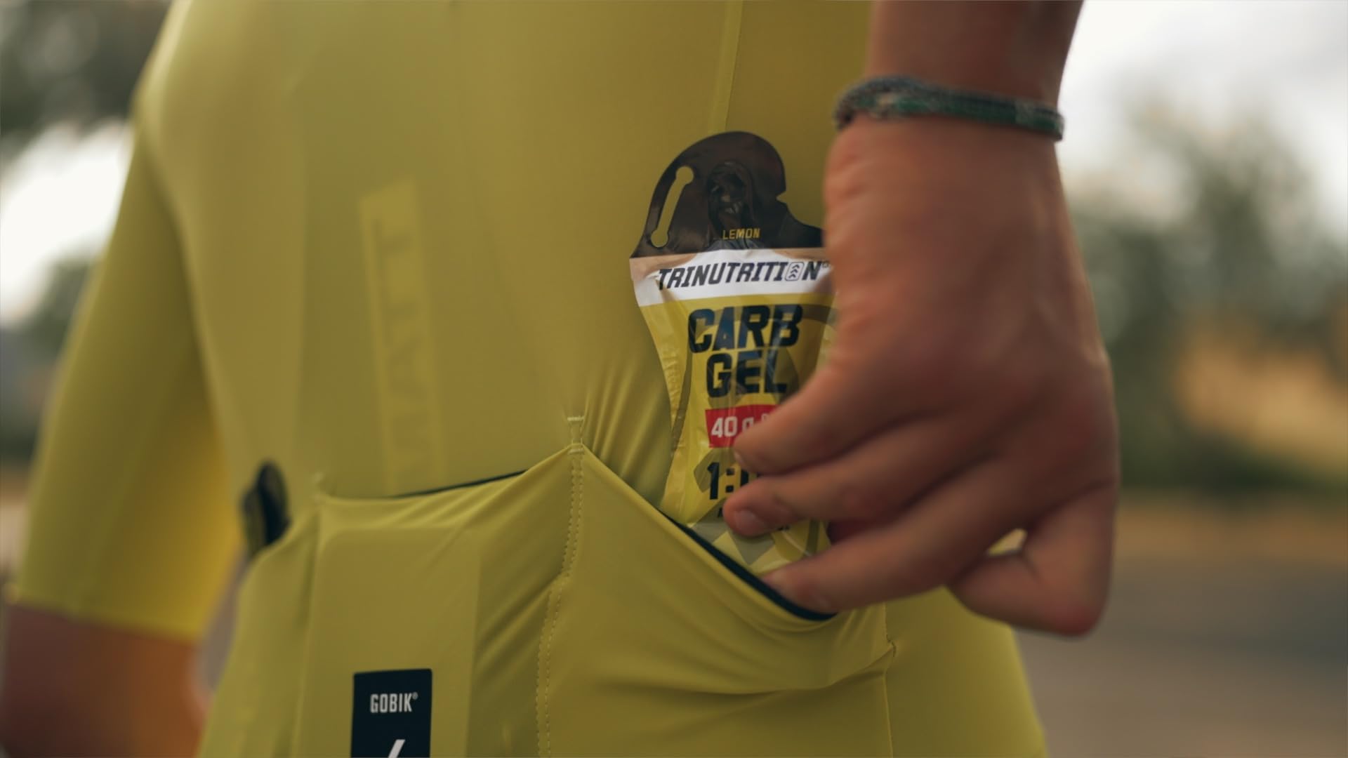 CARB GEL, Gel energetico, 15 x 60ml, 40g di Carboidrati, rapporto 1:0,8 con Maltodestrine e Fruttosio, Gusto Lemon, Gel per ciclismo corsa endurance, Senza Glutine, Vegan