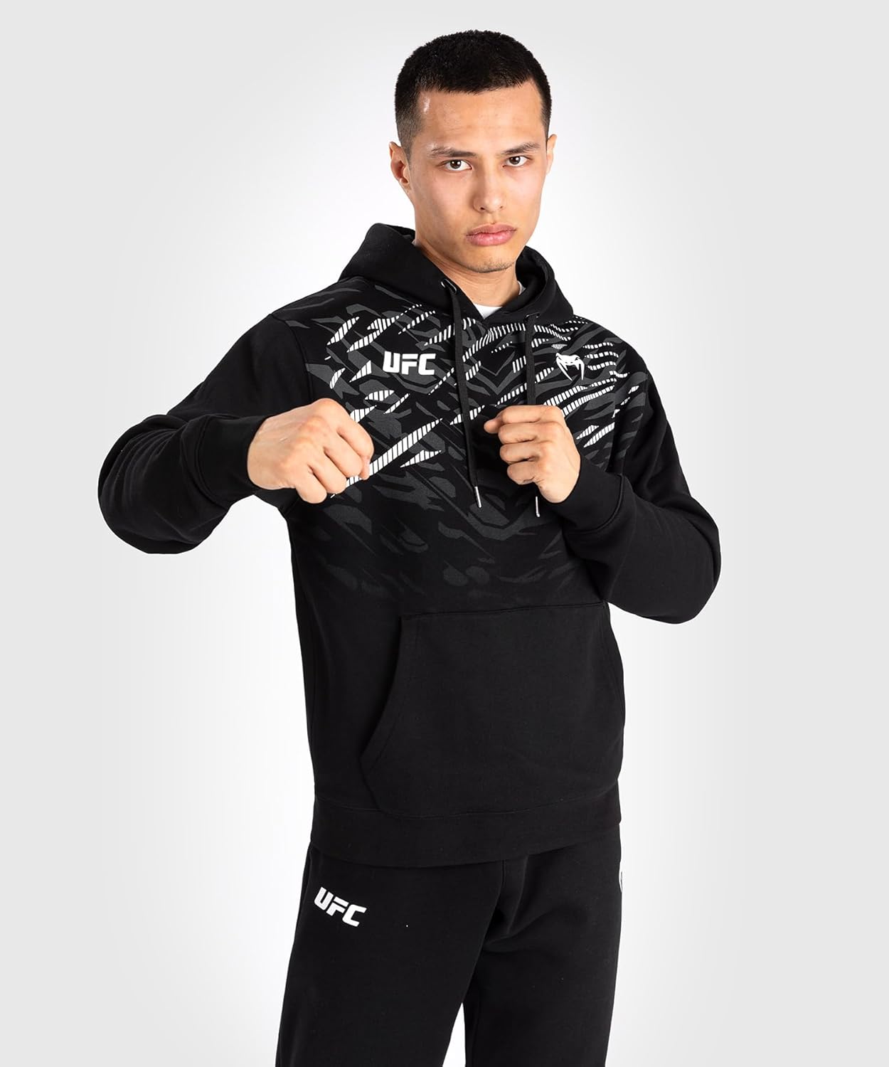 Venum UFC Fusion Men's Replica Pullover Hoodie - Image 3