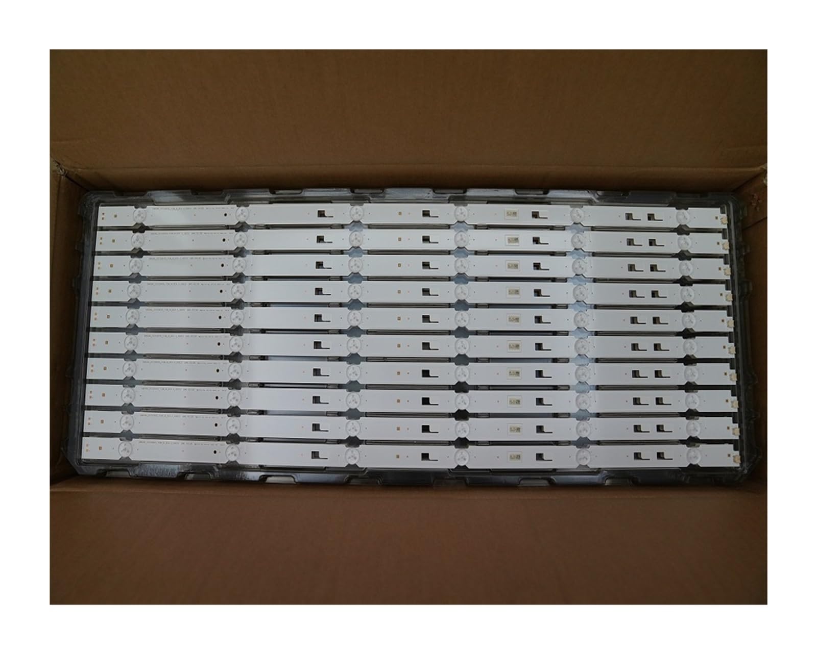 Tiras de retroiluminación LED 2015SONY65-FCOM-06 consistencia de brillo 4