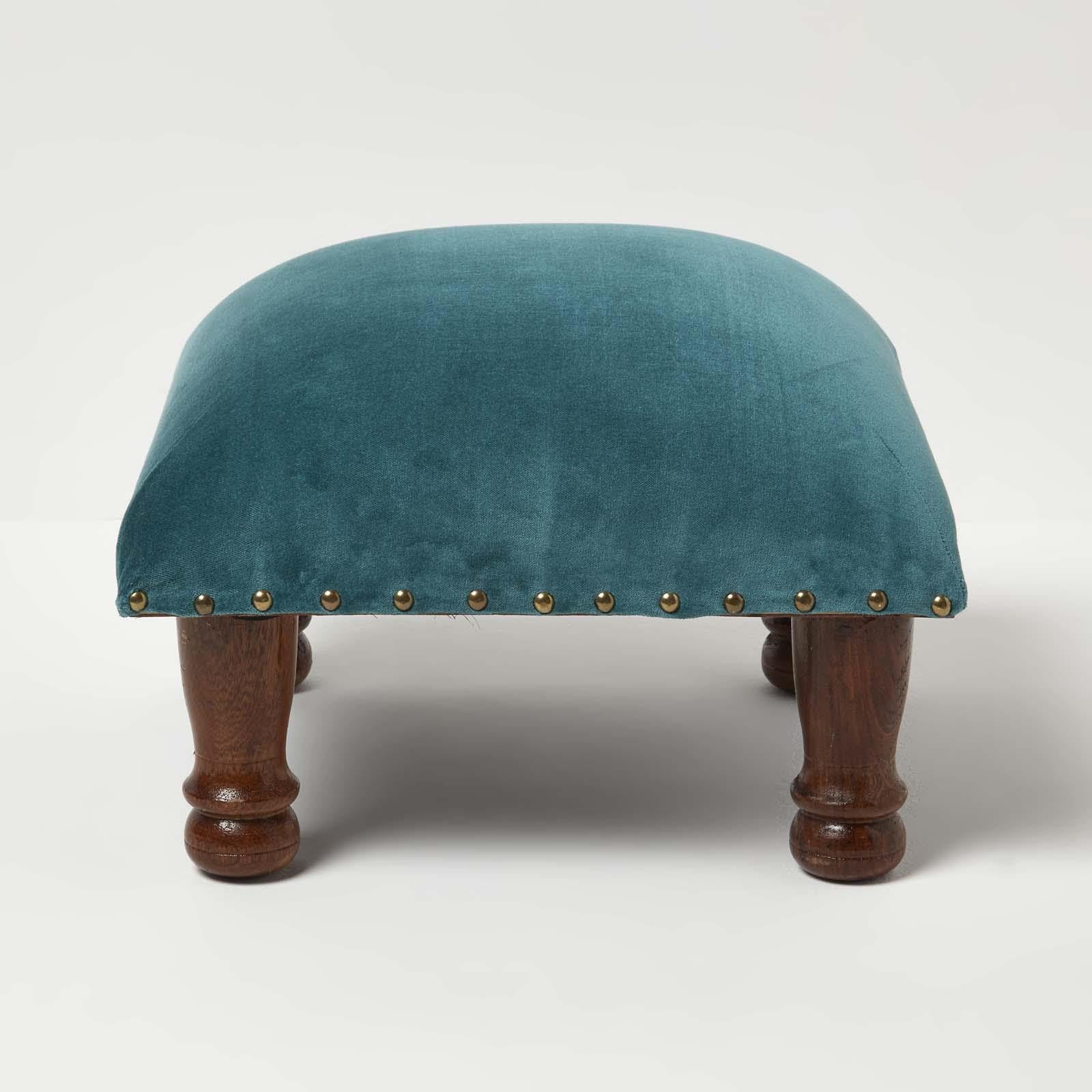 HOMESCAPES Repose-Pieds carré en Velours, Petit Tabouret Bas Vert émeraude, Pouf en Bois 40x40x25 cm
