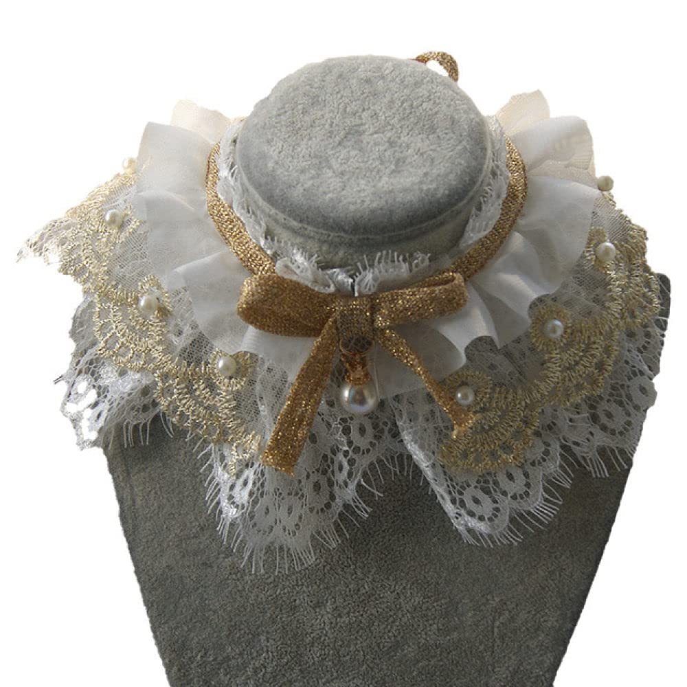 Écharpe en dentelle fait main pour chien collier perles raffiné luxe