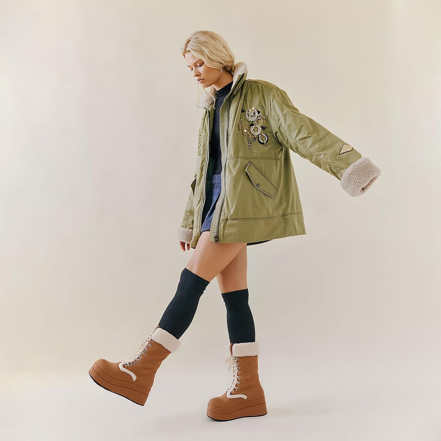 Mattiventon Winter Snow Boots for Women Mid Calf Boots with Zipper Lace up Warm Furry Boots Platform Non-Slip Round Toe