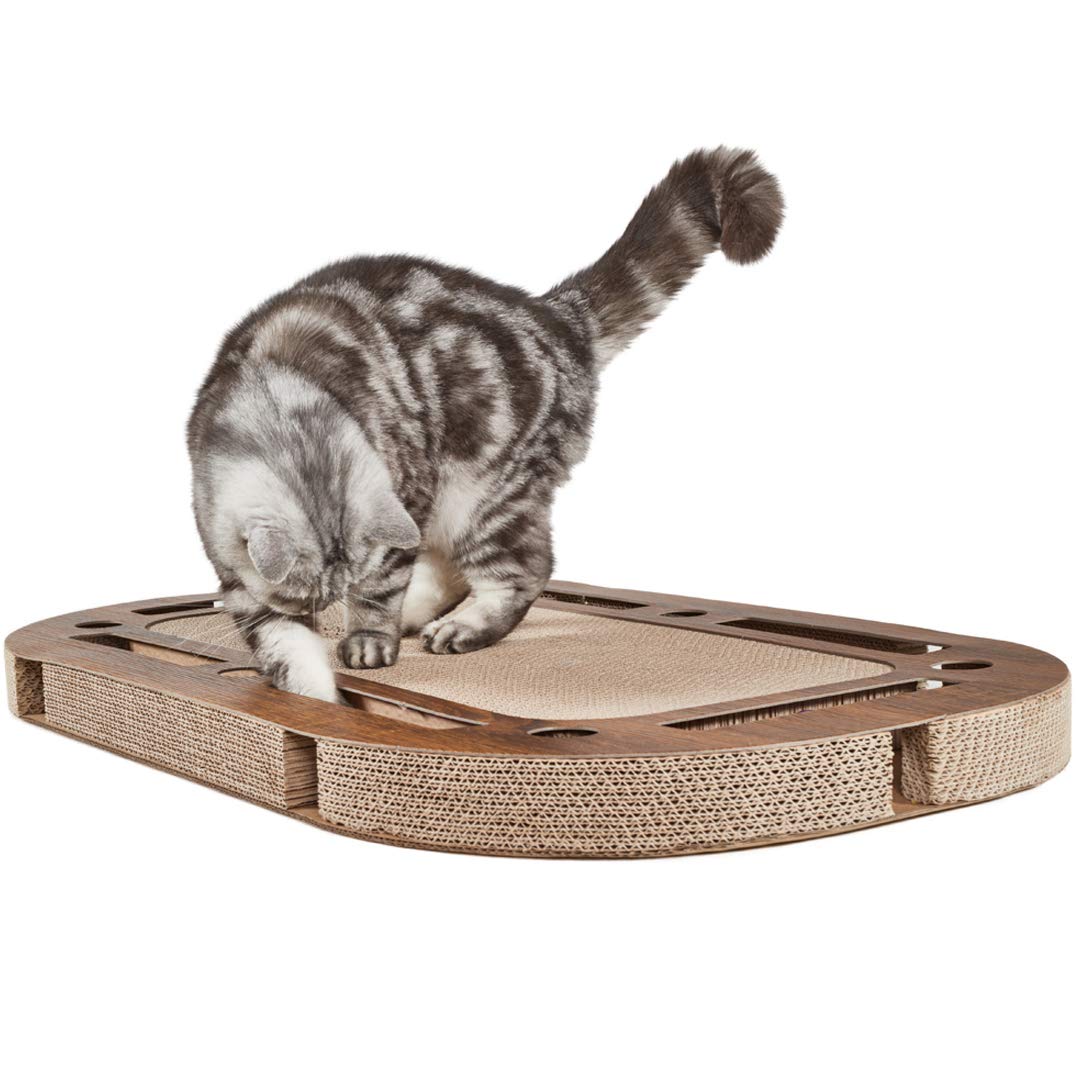 CanadianCat Company | XXL Katzenspielplatz 85 x 54 x 5,8 cm mit integrierter Kratzpappe, interaktives Katzenspielzeug Kratzbrett in Holzoptik Kratzkarton
