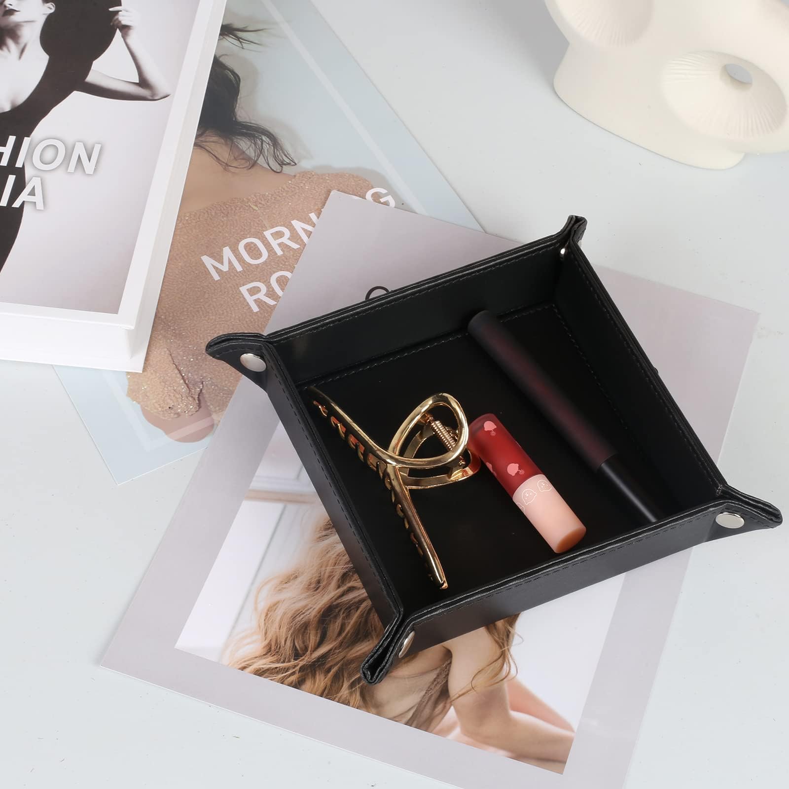 Vassoio Portaoggetti Pelle Svuotatasche Design Moderno Nero Svuotatasche Ingresso con Chiusura a Bottoni per Chiavi Monete Guarda Portafoglio Gioielli