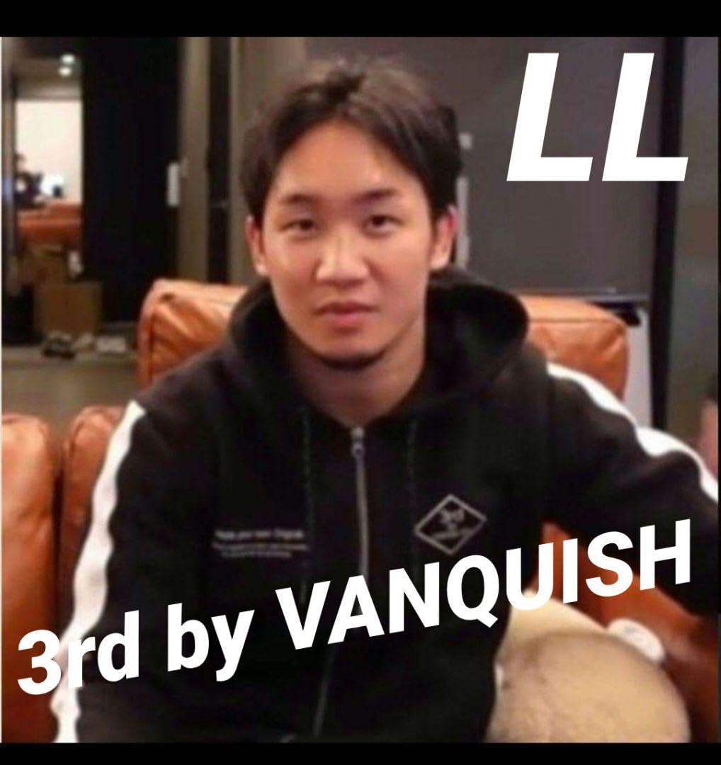 Amazon.co.jp: RIZIN 3rdbyVANQUISH 朝倉未来 プレミアムパーカー XL 