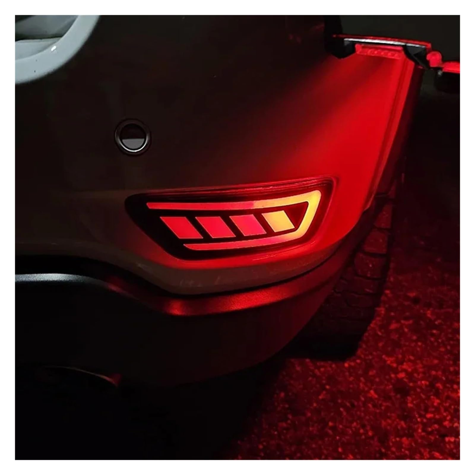 Conjunto piloto trasero coche 2 Uds Reflector De Parachoques Trasero Luz Trasera LED Accesorios Coche Luces Freno Señales Giro Fluctuantes Apto Para Grand Para Cherokee 2011-2022