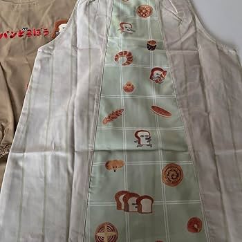 新品未使用　ぱんどろぼうエプロン　2枚セット　保育士エプロン　学研 保育士エプロン パンどろぼう♡新品未使用♡学研エプロン - メルカリ