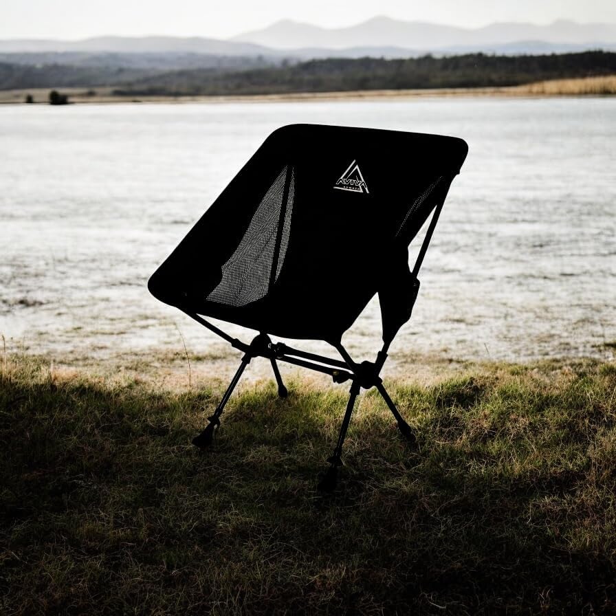 Miniatura 3 de Silla de camping 3 en 1, bastones de senderismo y linterna montada - Kit de mochilero todo en uno pequeño y pesa solo 3 libras - Bastones de