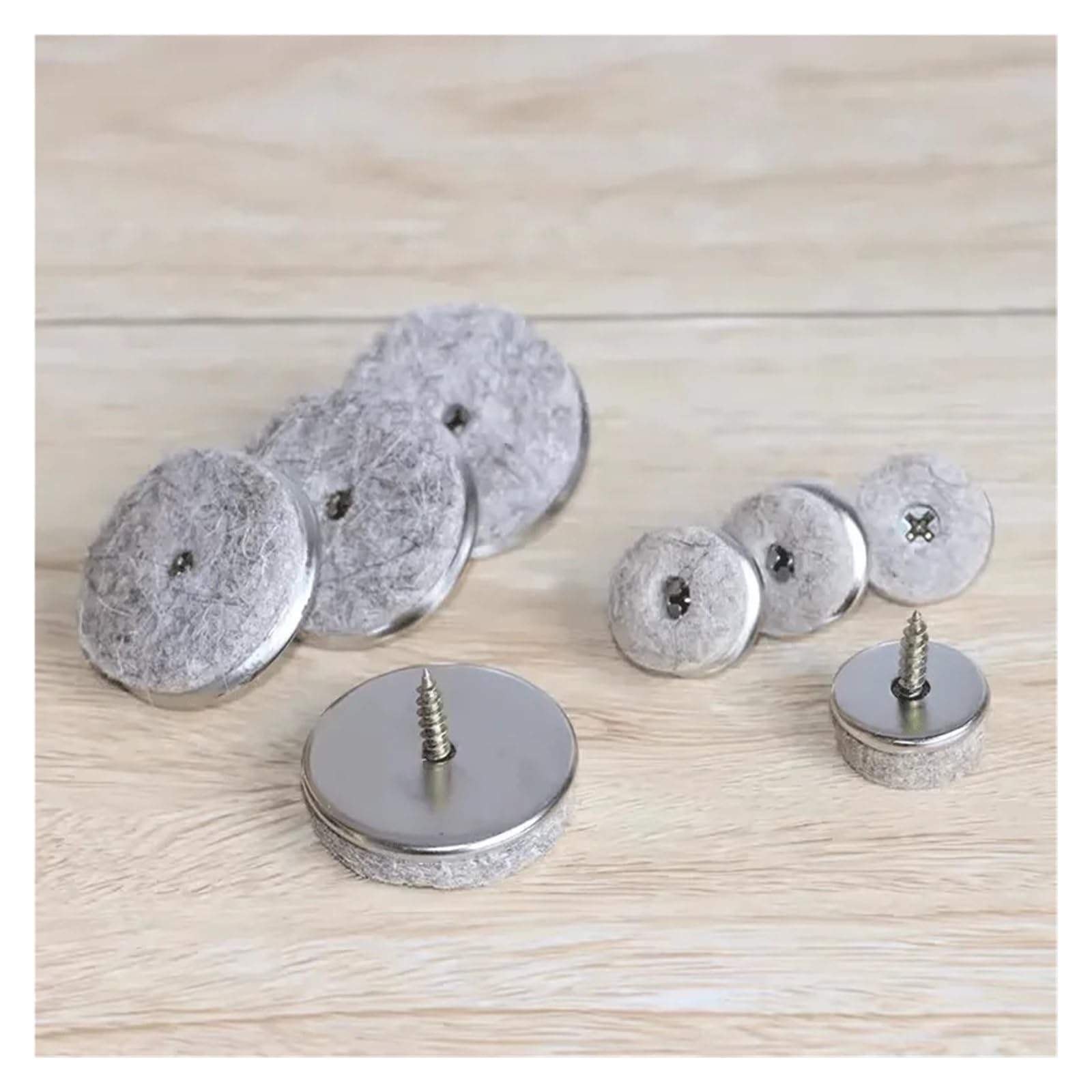 Protectores de suelo para patas de silla, 32 unidades, plateados, 22/24/28/38 mm, fieltro, para sofá, antideslizante, con tornillo antideslizante (38 mm)