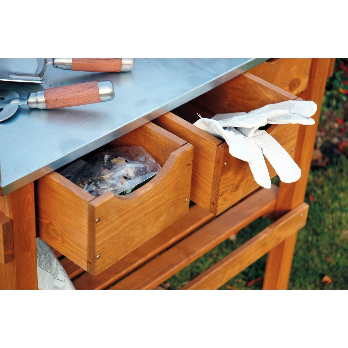 Dobar 29030e table de jardinage pratique avec 3 tiroirs et 2 tablettes de rangement en pin imprégné, 80 x 40 x 90 cm