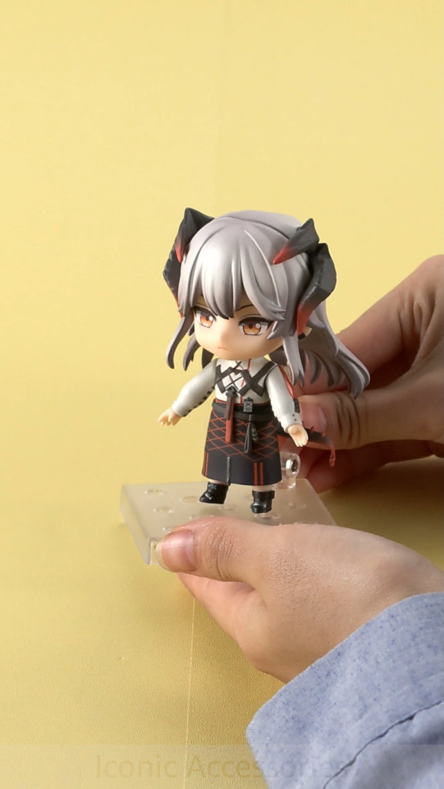 Amazon.com: Good Smile Arknights: Saria Nendoroid Action
