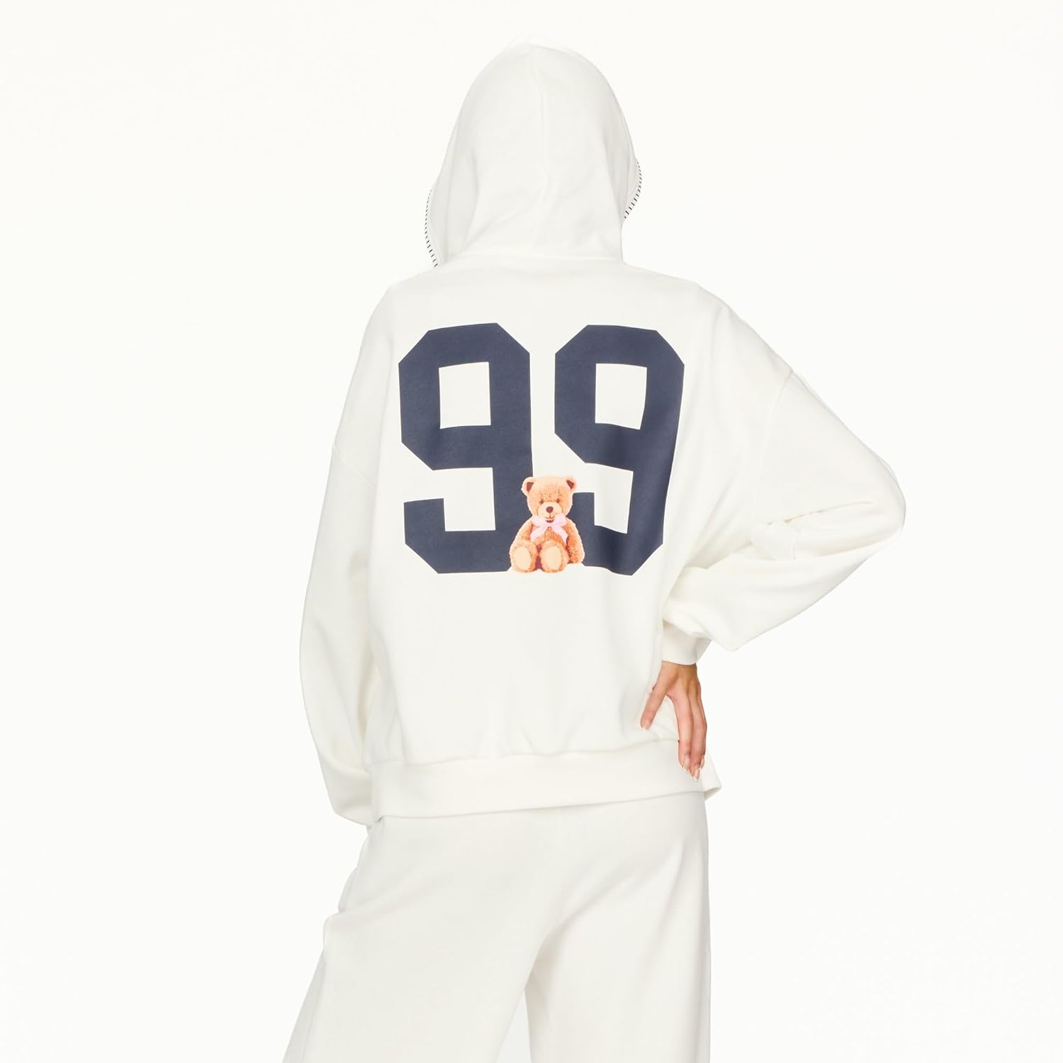 Forever 21 womens Oversized Hoodie With Graphic Screens - Image 5