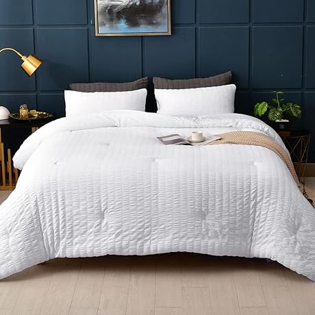 AveLom Seersucker Queen Comforter Set: Ultimate Comfort and Luxury