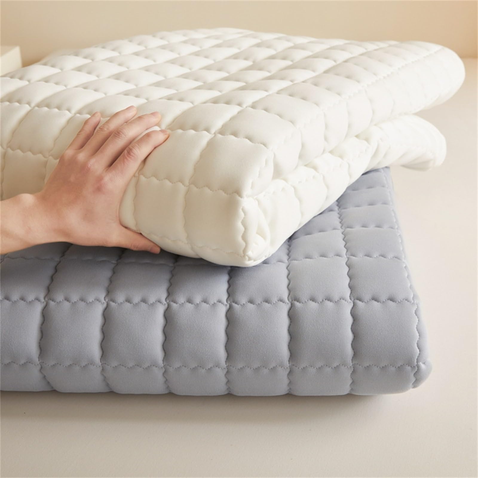 Japoński materac futon zwijana mata do spania antypoślizgowa i oddychająca idealna dla gości akademików studenckich sofy/fotele kempingowe (srebrny 150 x 200 cm)