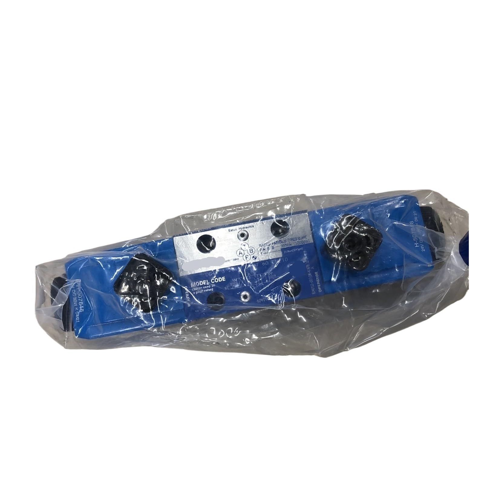 DG4V 3 2C M U H7 60 529760 DG4V32CMUH760 DG4V-3-2C-M-U-H7-60 solenoid valve