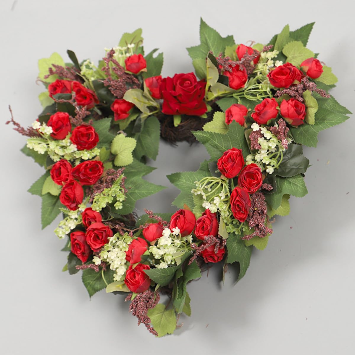 POPETPOP Dekorativer Herzkranz aus Künstlichen Rosen für Valentinstag und Hochzeit Sicher zu Verwenden mit Rattan und Schaumstoff Romantische Atmosphäre für Zuhause oder Festival