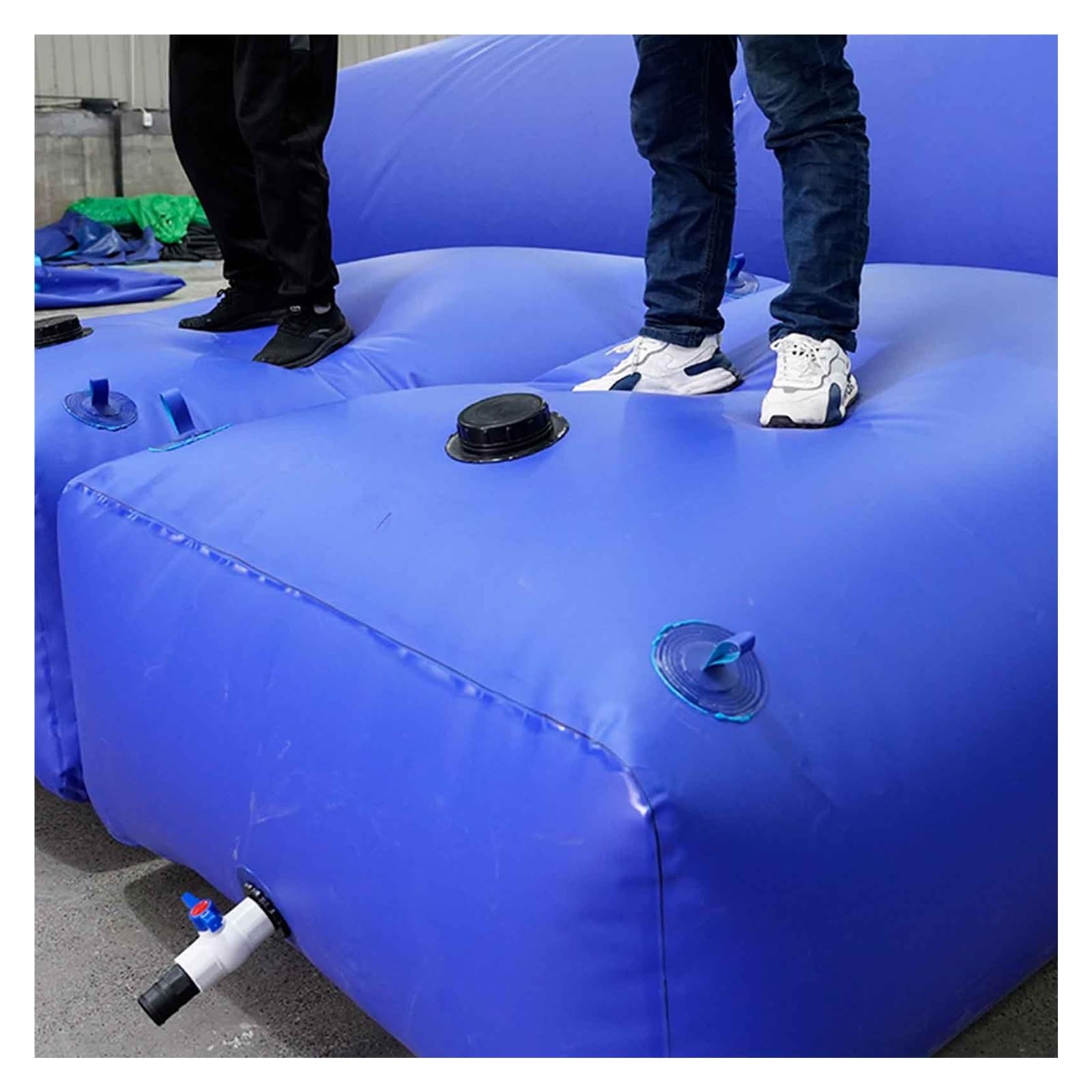 Foldable Portable Water Bladder Storage Tank - Large Capacity PVC Water Container (29 to 1585 Gallons)(5000L/1320Gal/3x2x0.85m)