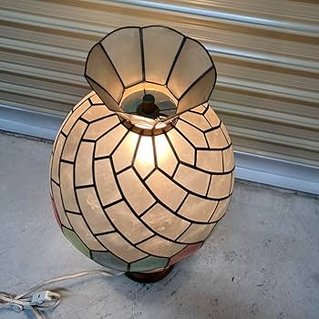 Amazon.co.jp: アンティーク ステンドグラス シェルランプ テーブル