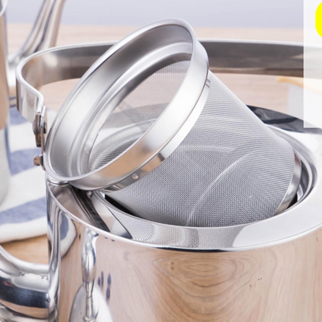 Hervidor de Agua con infusor, de Acero Inoxidable Apto para Uso alimentario, para inducción, Ideal para el hogar y la Cocina (1,5 L).