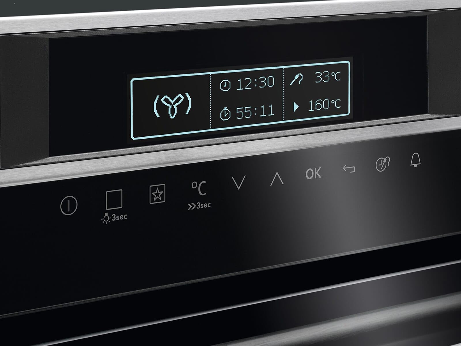 AEG BSK774121M Dampfbackofen / SteamCrisp – mit Dampfunterstützung / Pyrolyse – Selbstreinigung / Kerntemperatursensor / Touch-Bedienung / Grillfunktion / A+ / Edelstahl mit Antifingerprint