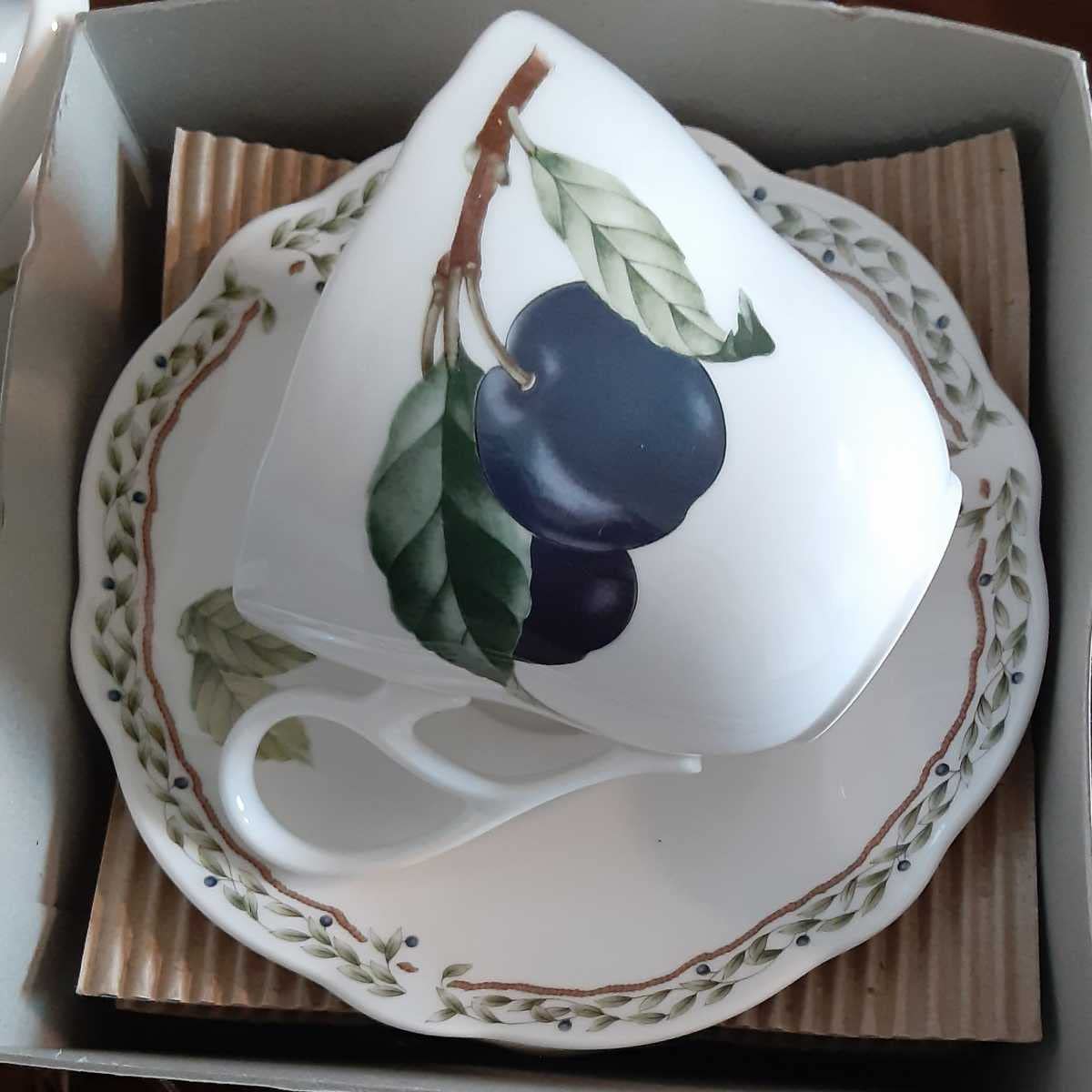 ノリタケ ロイヤルオーチャード サロンセット Amazon.co.jp: ノリタケ ロイヤルオーチャード サロンセット フルーツ